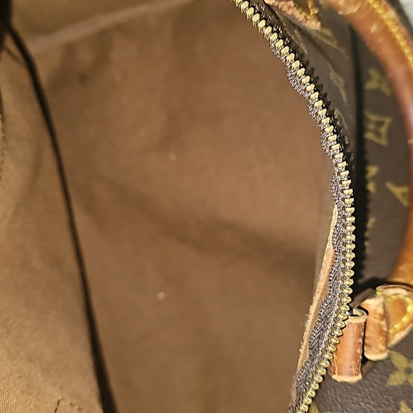 Purse - Picture 3 of 4